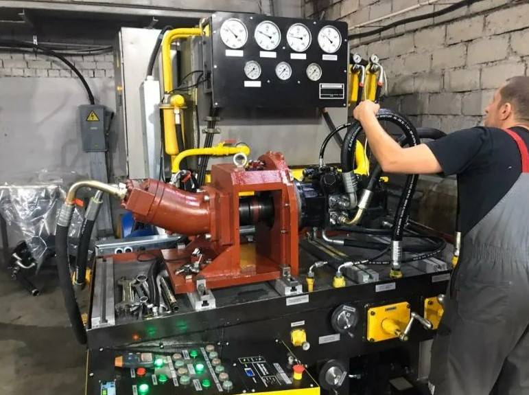 Стоимость ремонта гидравлического пресса и от чего зависит и как сэкономить